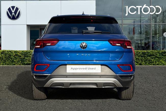 VOLKSWAGEN T-Roc Photo 7