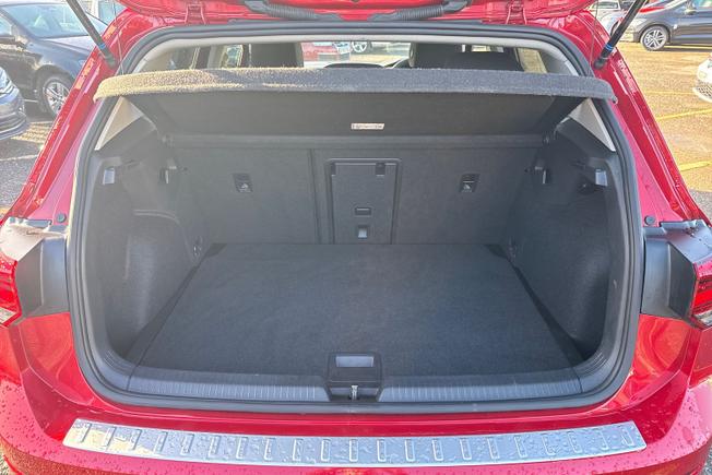 VOLKSWAGEN Golf Photo 12