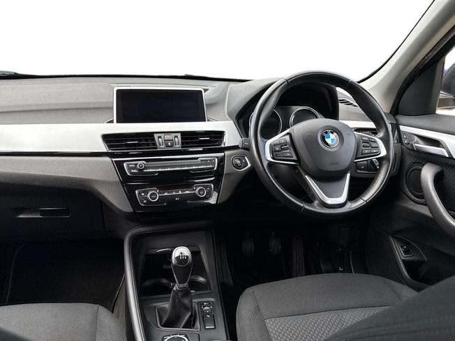 BMW X1 Photo 11
