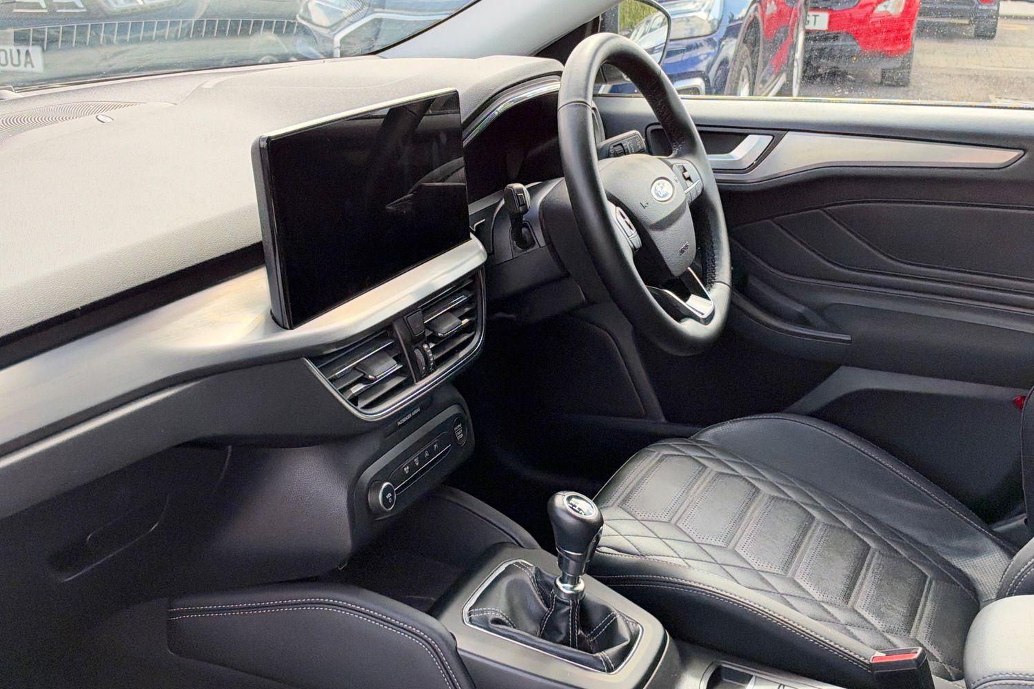 Ford FOCUS Photo 17
