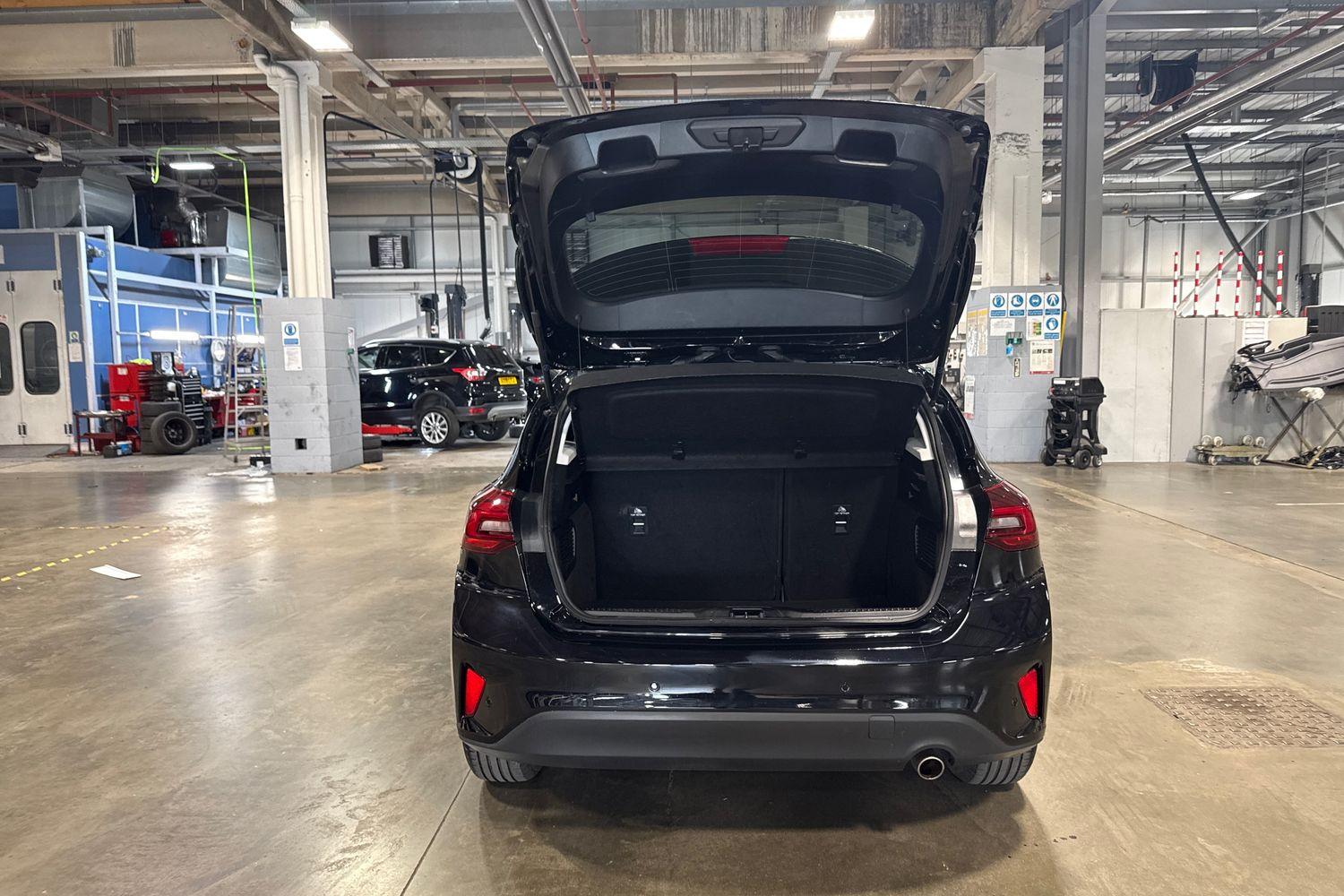 Ford FOCUS Photo 20