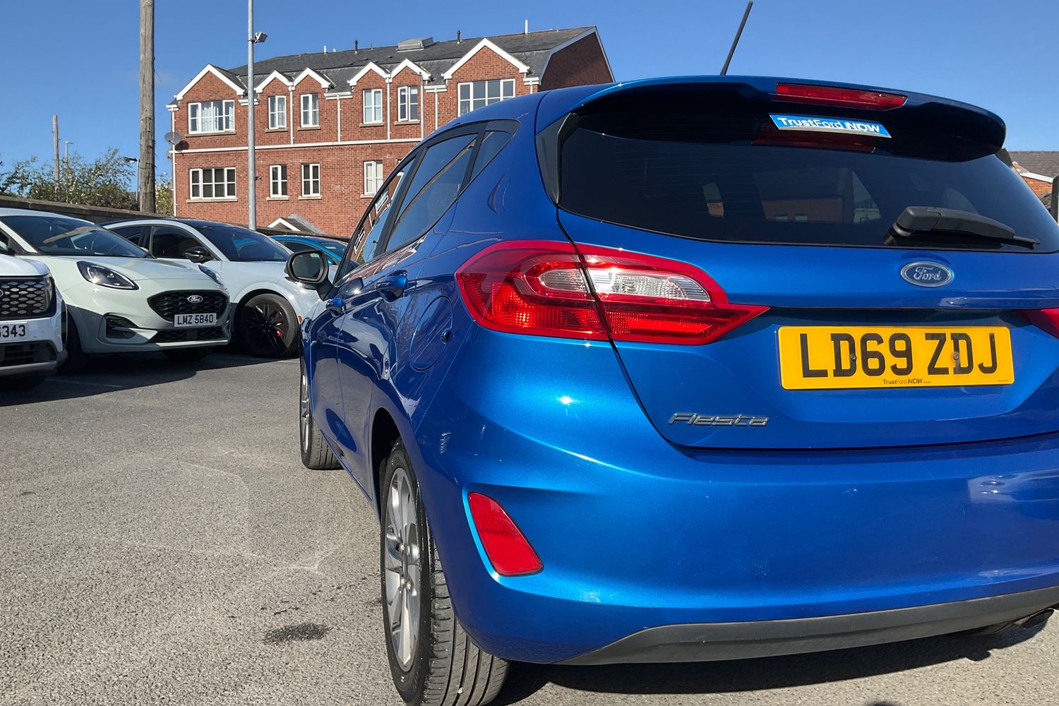 Ford FIESTA Photo 32