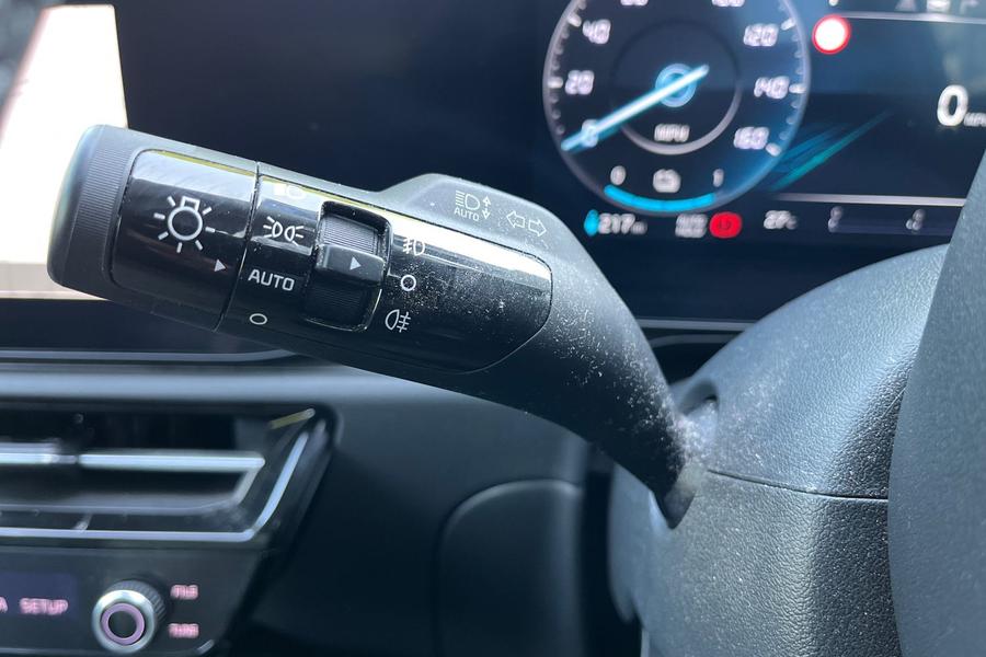 Kia NIRO Photo autoimg-f9d920906b9aedd83656c406b7cbb6b1faa0e5ba.jpg