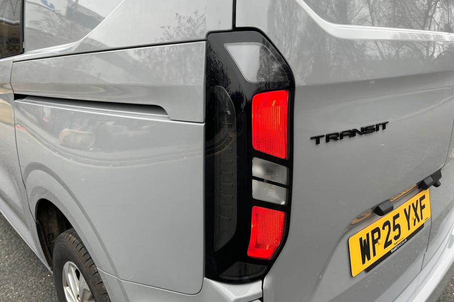 Used Ford TRANSIT CUSTOM 26