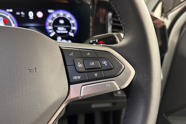 VOLKSWAGEN Tiguan Photo 17