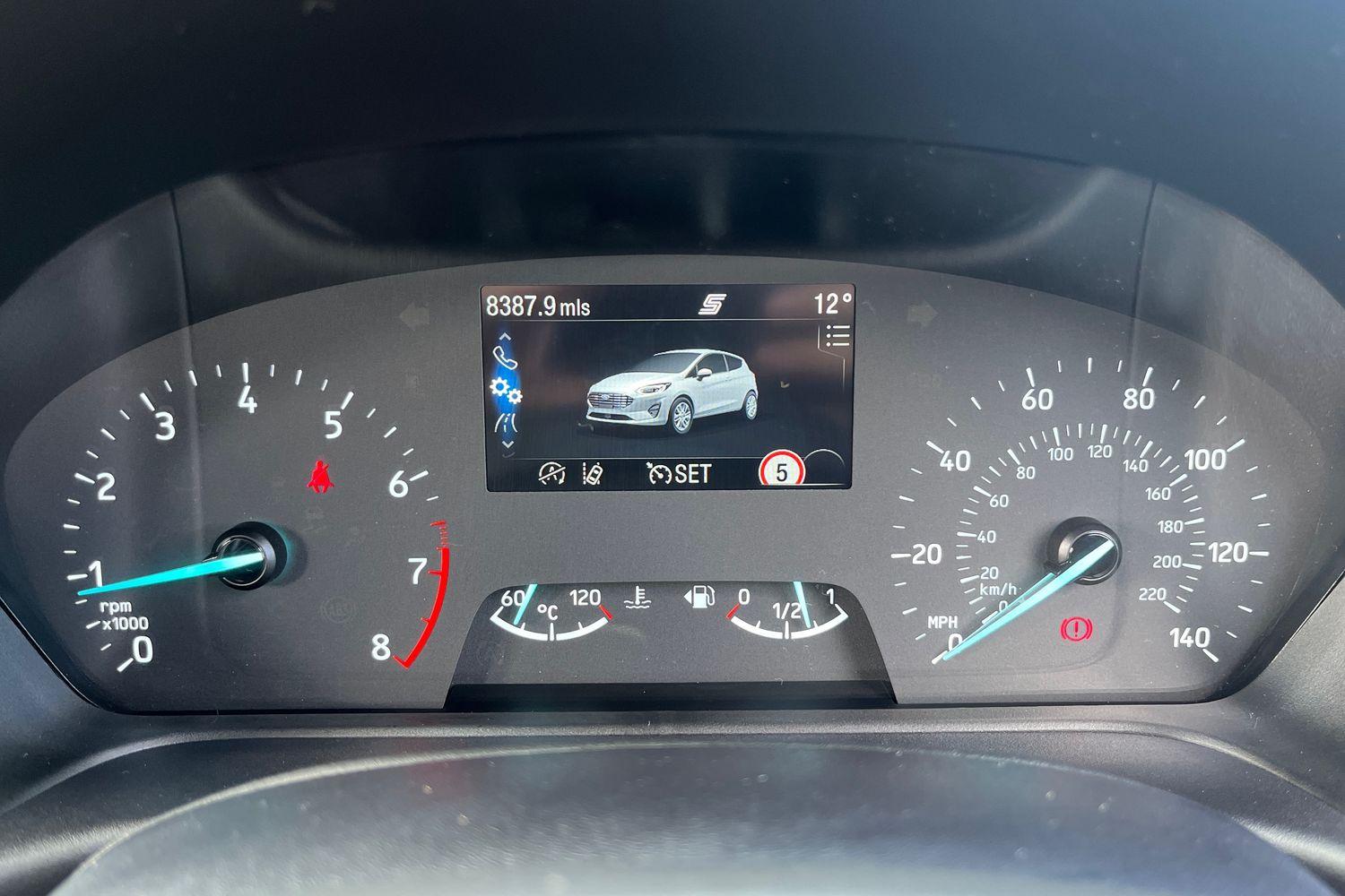 Ford FIESTA Photo 12