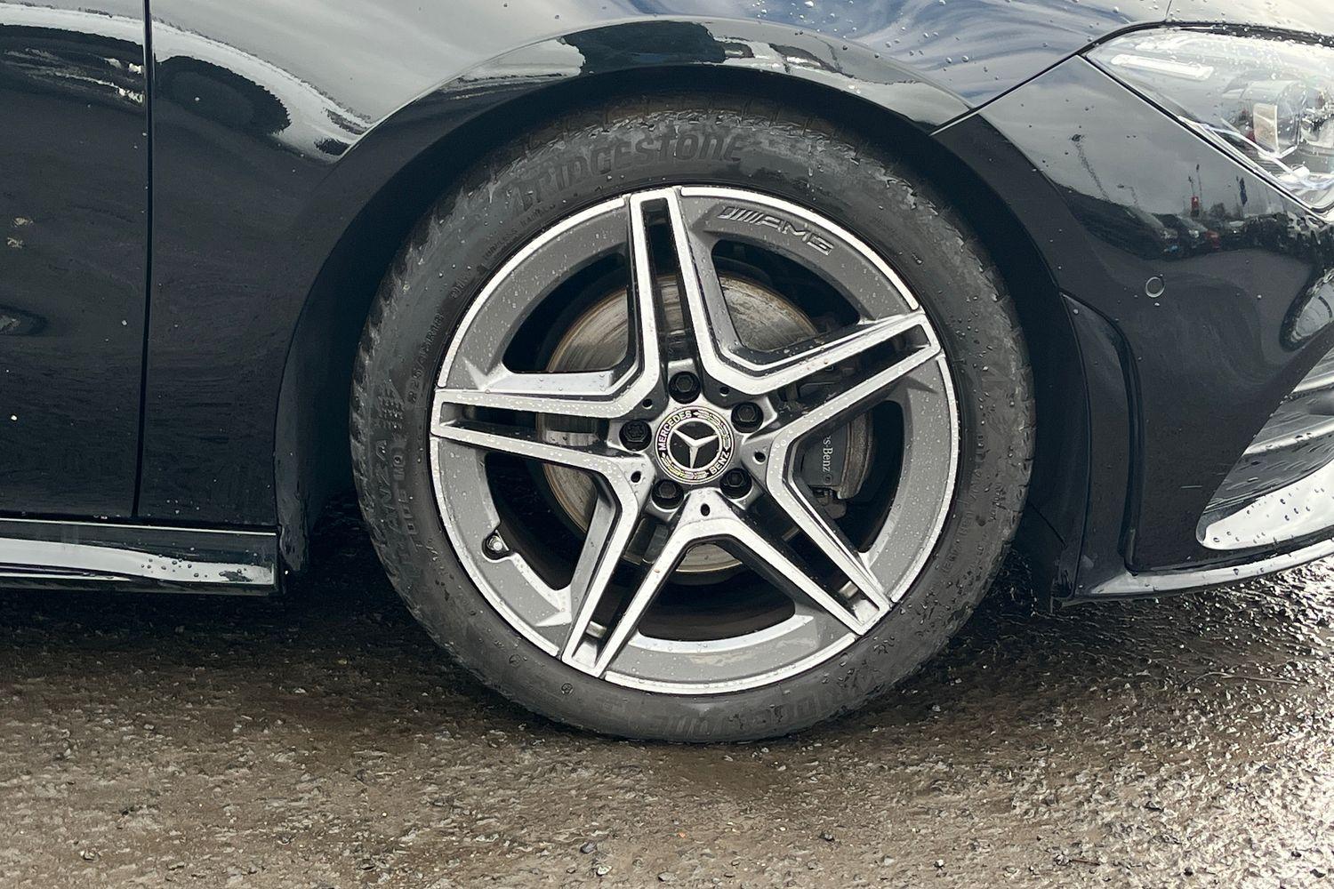 Mercedes-Benz CLA Photo 7