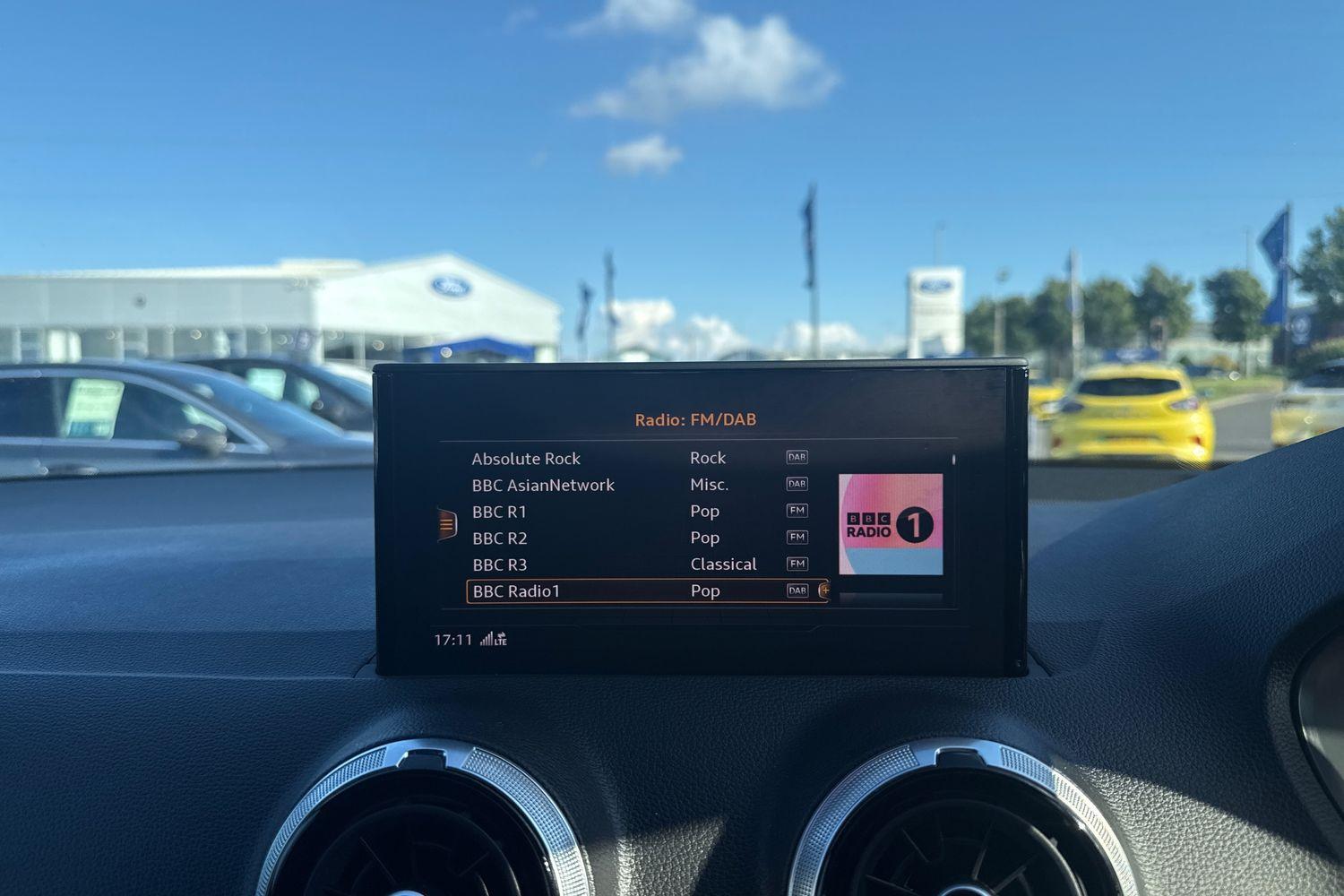 Audi Q2 Photo 31