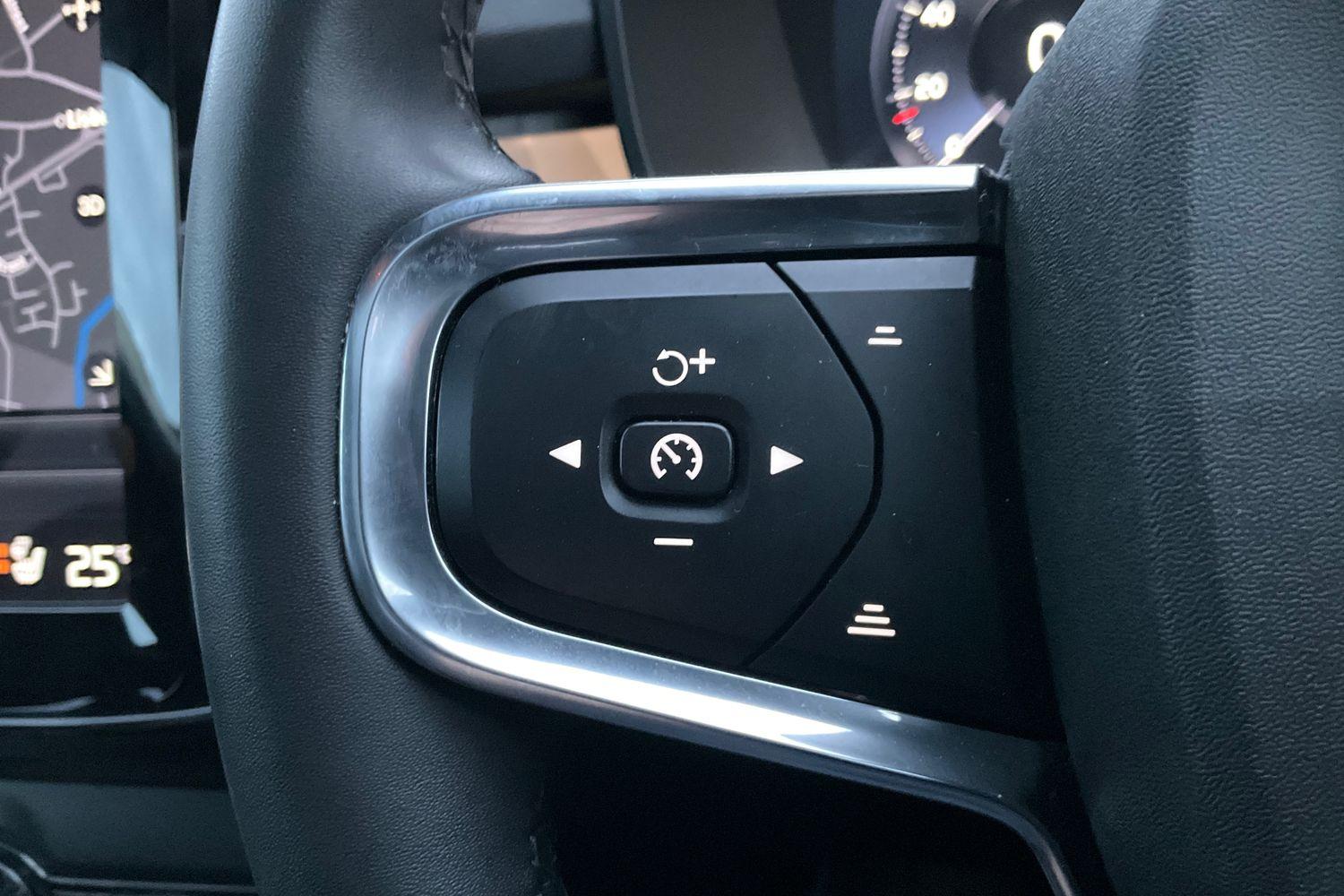 Volvo XC40 Photo 33