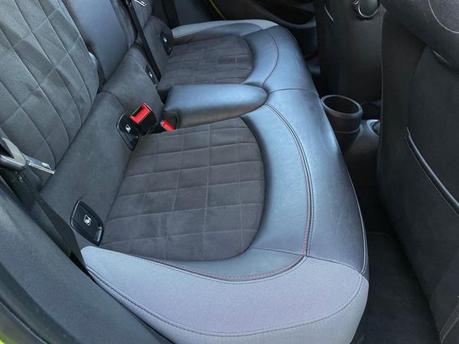 MINI Hatch Photo 31