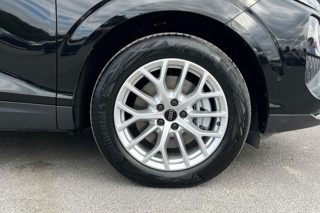 AUDI Q3 Photo 5