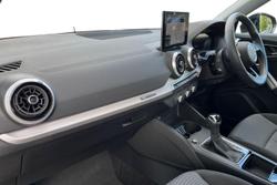 AUDI Q2 Photo 2