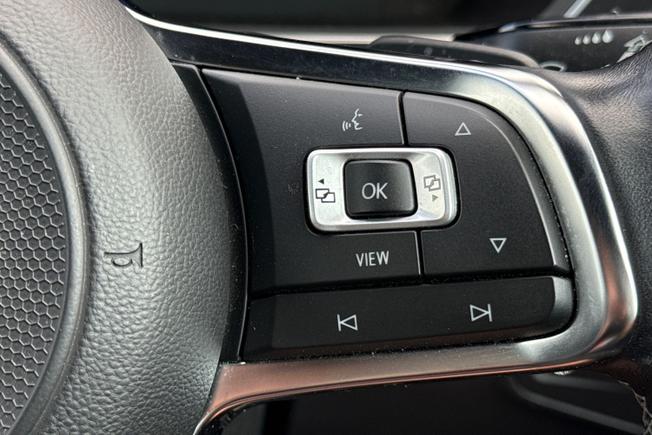 VOLKSWAGEN Tiguan Photo 17