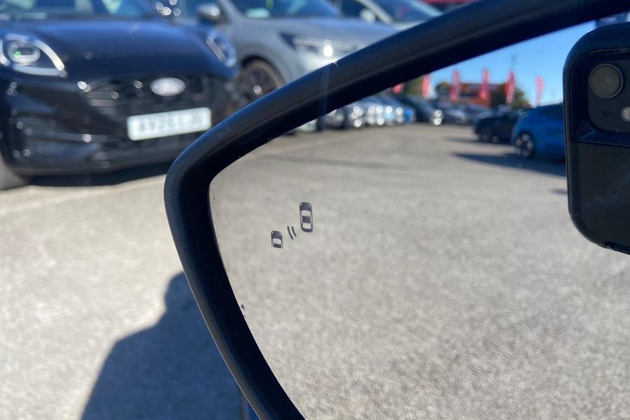Ford FOCUS Photo autoimg-f9f70413de05e1b2e6917a5de2497b171f3e008d.jpg