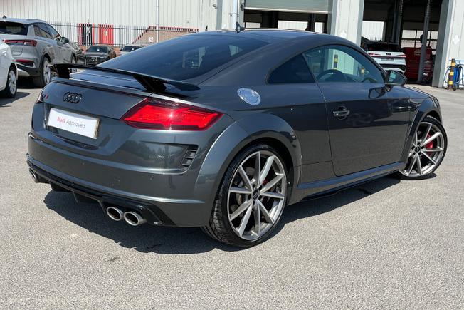 Audi TTS Photo 26
