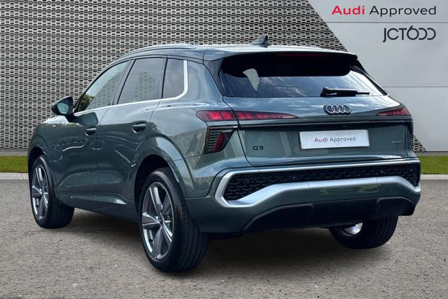 AUDI Q3 Photo 3