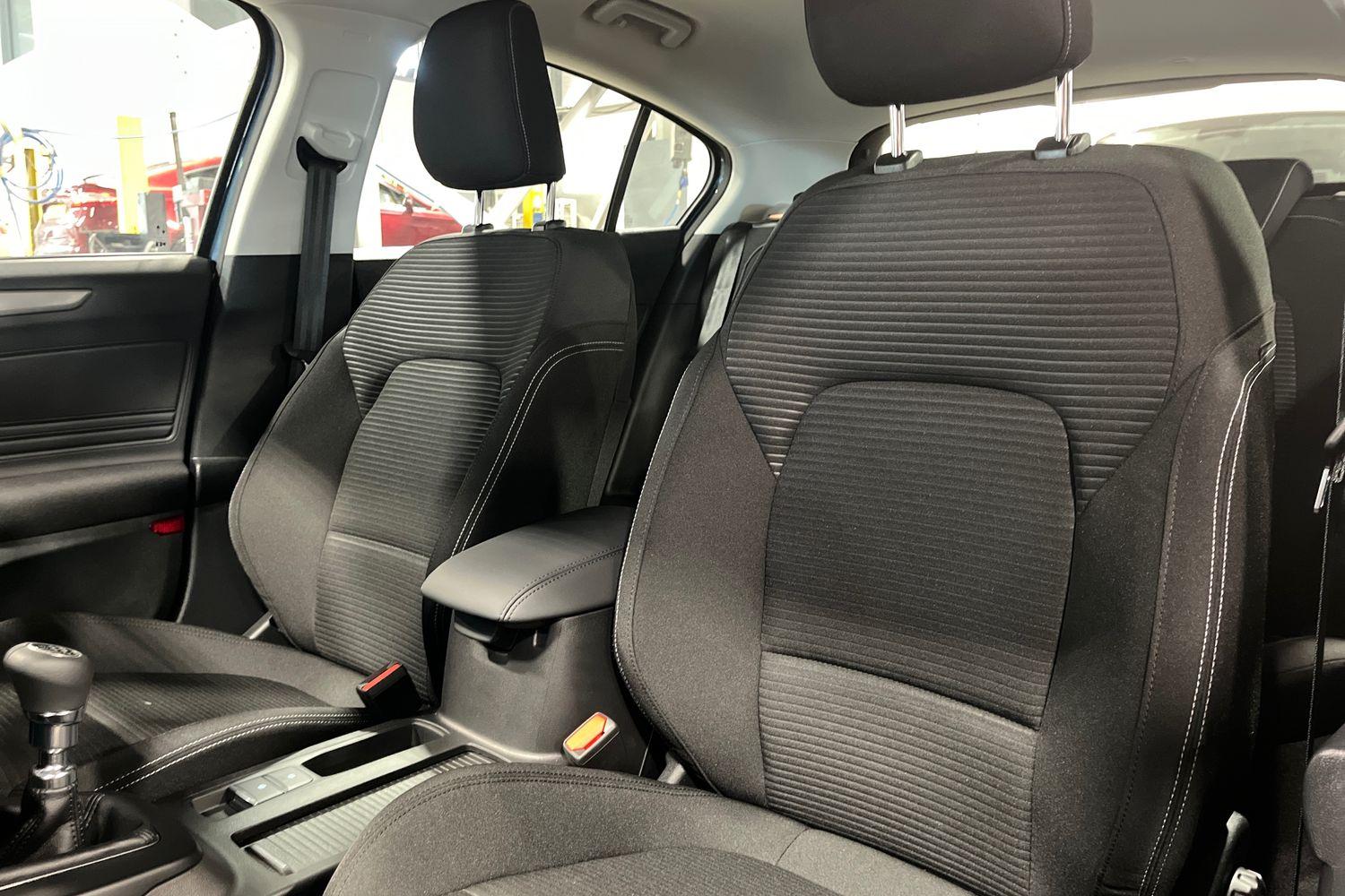 Ford Focus Photo 18