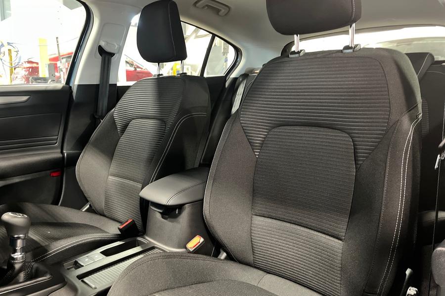 Ford Focus Photo autoimg-f9fe5f499f775f18f01a6f526fb17a6fd927d91b.jpg