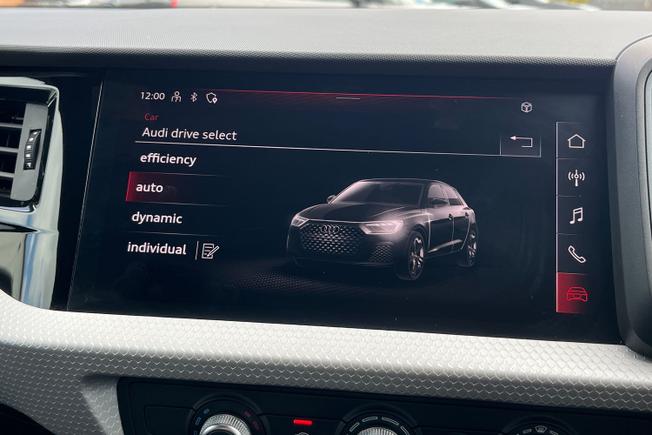 Audi A1 Photo 33