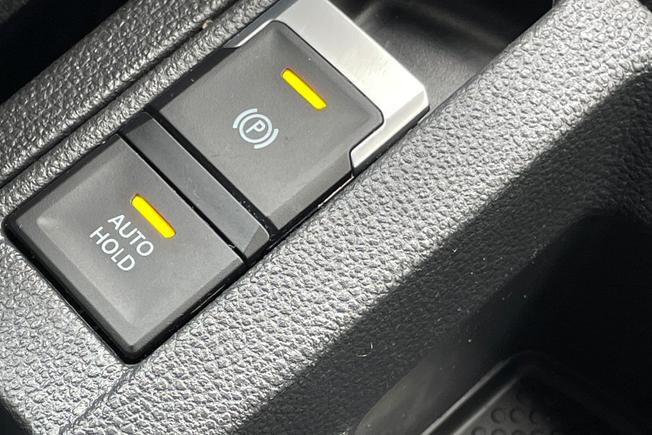VOLKSWAGEN T-Roc Photo 47