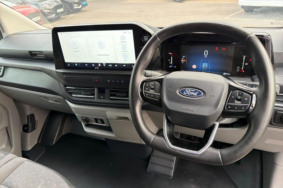 Used Ford TRANSIT CUSTOM WV24YCF 25