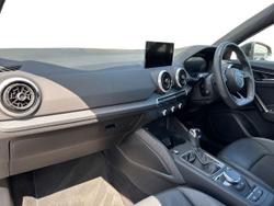 AUDI Q2 Photo 2