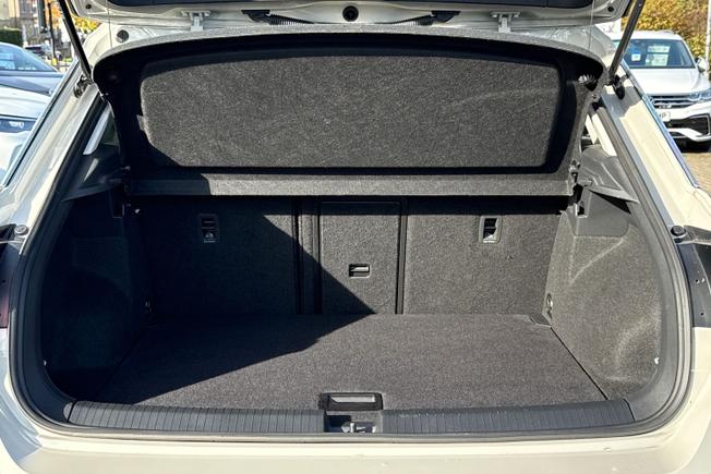 VOLKSWAGEN T-Roc Photo 12