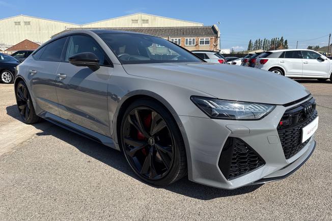 Audi RS7 Photo 22