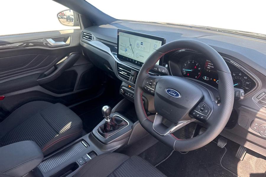 Ford FOCUS Photo autoimg-fa10822f43a9a36f4da0e3c8a1086786a60e7fe4.jpg
