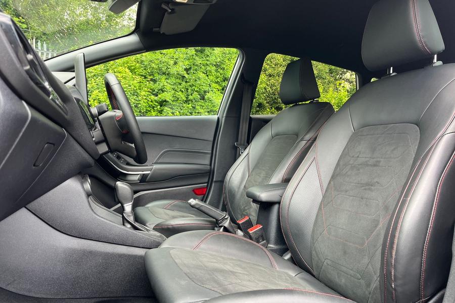 Ford Fiesta Photo autoimg-fa11ef87ac5589f3d0502b0edf6554a193eaf37c.jpg
