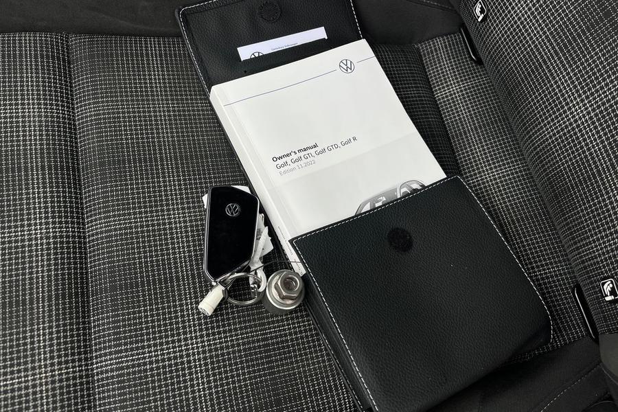 Volkswagen GOLF Photo autoimg-fa11fb6f5778a86c7b0b70b74c780913cfed0119.jpg