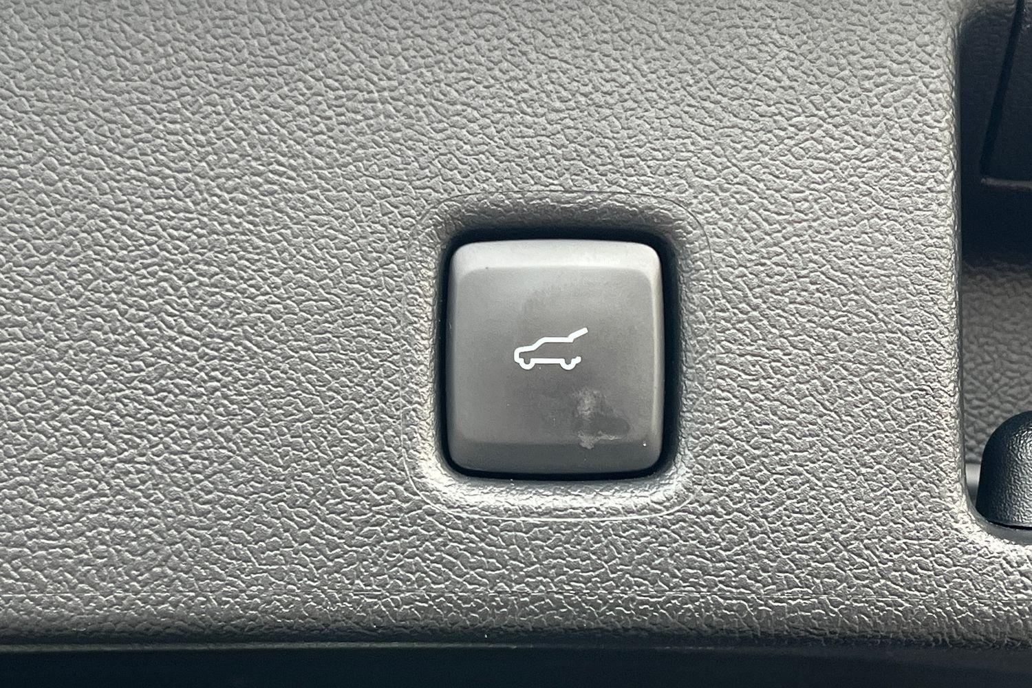 Ford KUGA Photo 37
