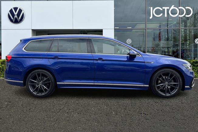 VOLKSWAGEN Passat Photo 4