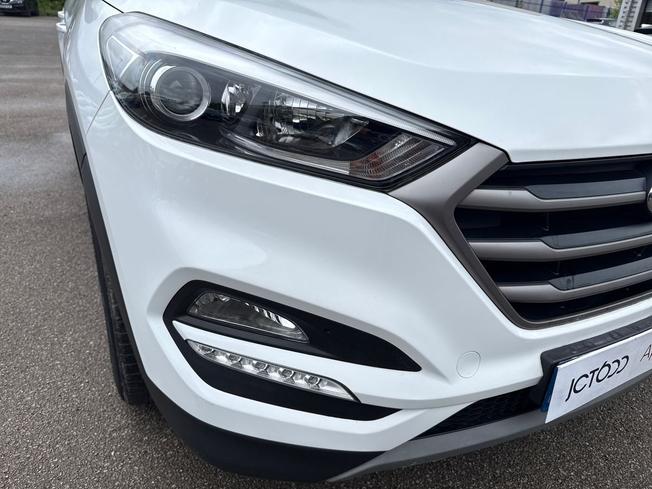 HYUNDAI TUCSON Photo 19
