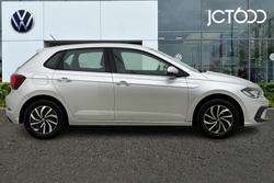 VOLKSWAGEN Polo Photo 4