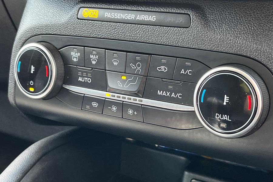 Ford KUGA Photo autoimg-fa32a6b37af548ba1c466a43eb7917f08a92749b.jpg