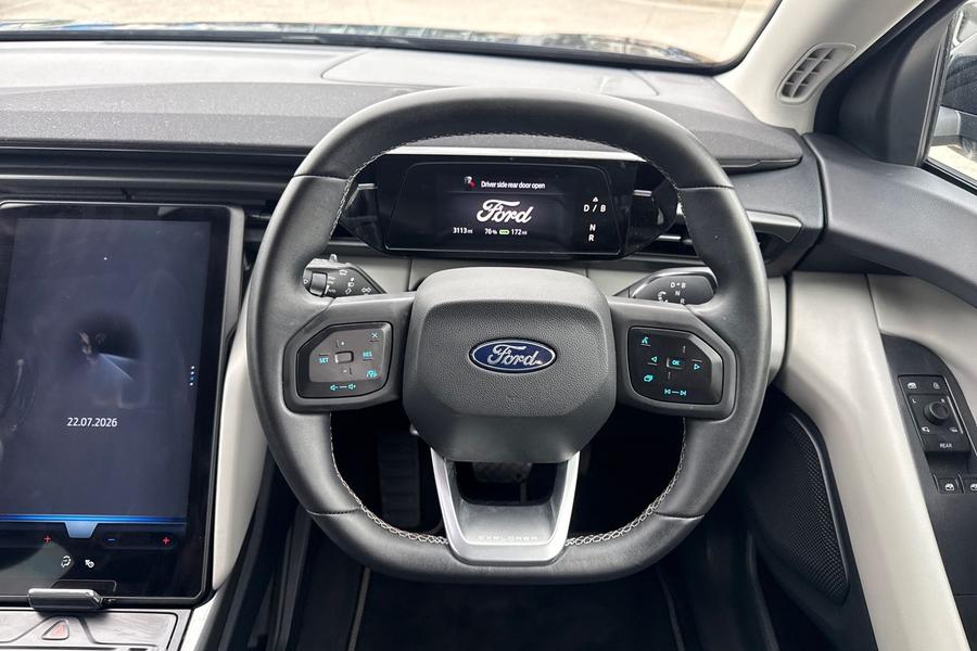 Ford EXPLORER Photo autoimg-fa34037191b2b7c41b905aa9bc58d5a6be7df683.jpg