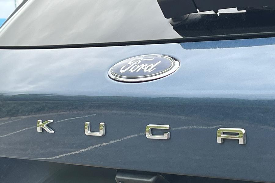 Ford KUGA Photo autoimg-fa34f09173627da88c1607b57db1265e9faee3d0.jpg