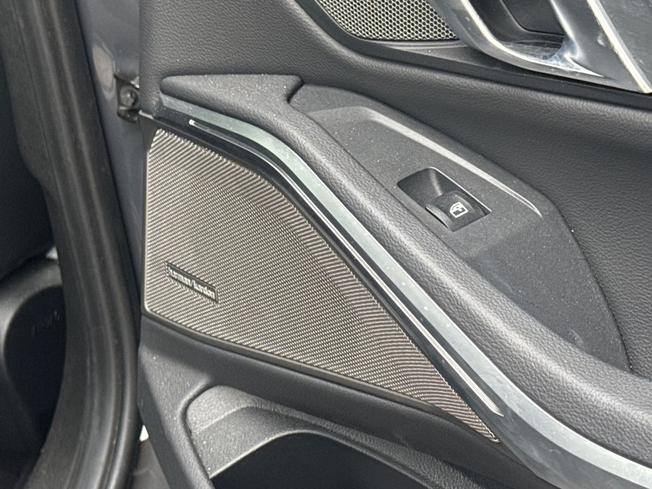 BMW 3 Series Photo 40