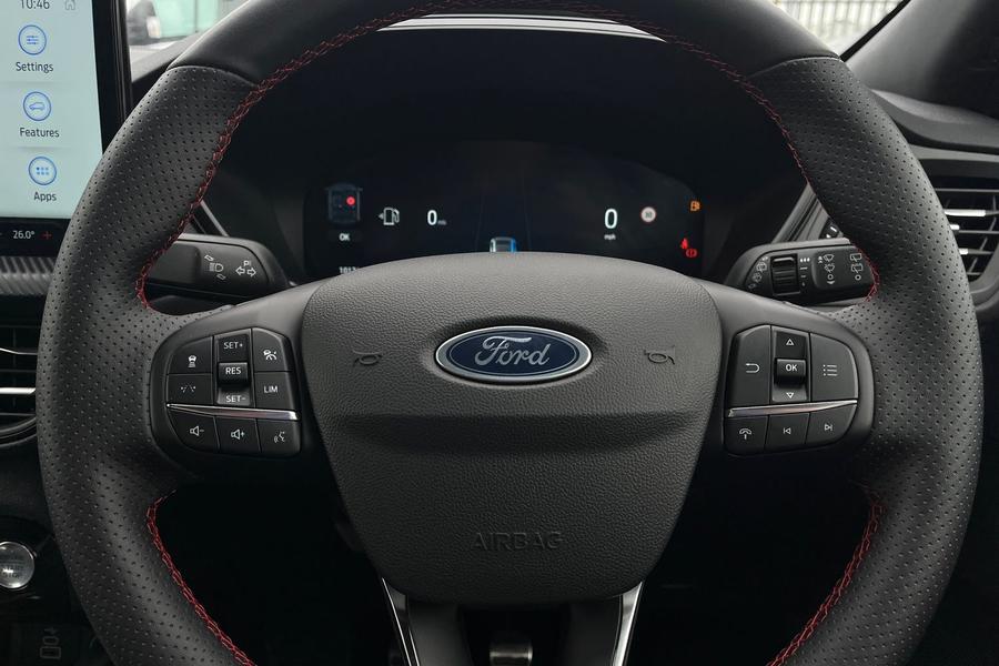 Ford KUGA Photo autoimg-fa47c4cf8f71c63abd402a9c2da0f3dc4ef51065.jpg