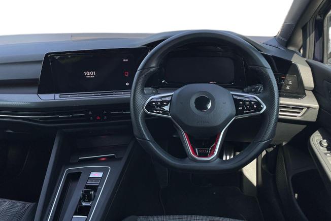 VOLKSWAGEN Golf Photo 11