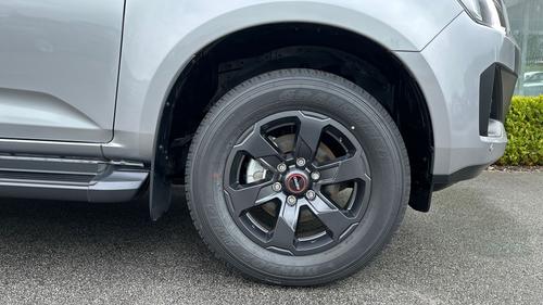 Isuzu D-Max Photo autoimg-fa4aa58dbaded30a373d6751a6fecbe83da16e8a.jpg