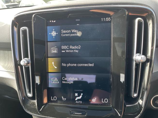 VOLVO XC40 Photo 13