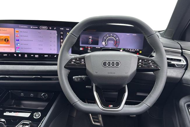 AUDI  A5 Saloon Photo 11