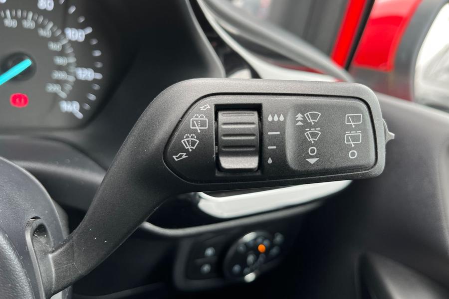 Ford Fiesta Photo autoimg-fa5460ed7a14d02571d65e105b3a08e4fff77237.jpg