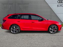 ŠKODA Octavia Photo 4