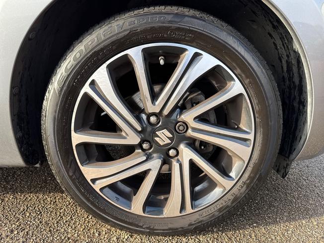 SUZUKI Swift Photo 31