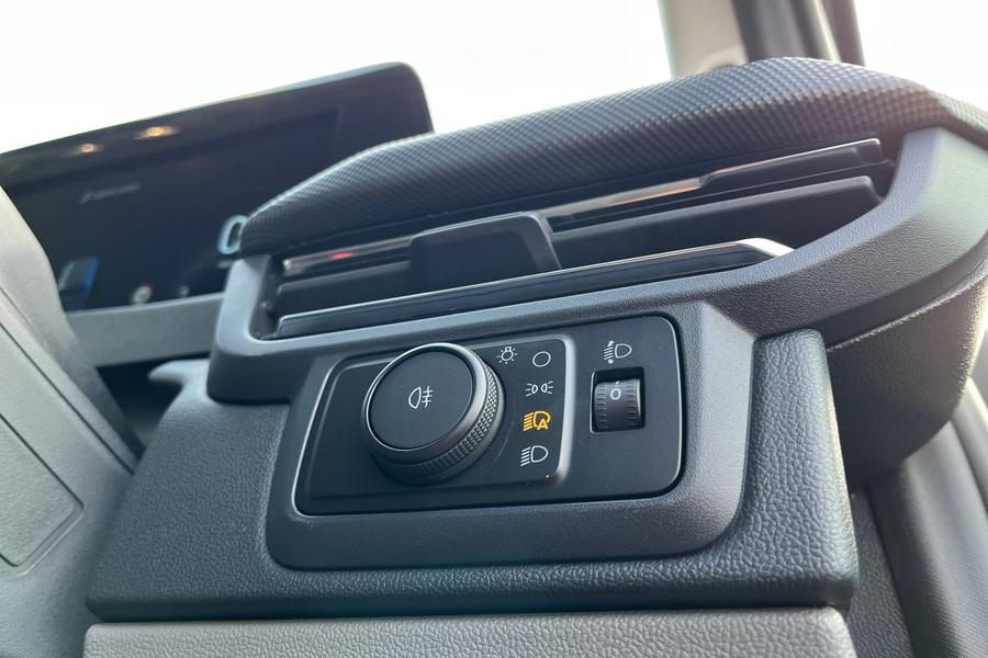 Ford TRANSIT CUSTOM Photo autoimg-fa5fed704000cb8f175eb29fa379deff55910ba0.jpg