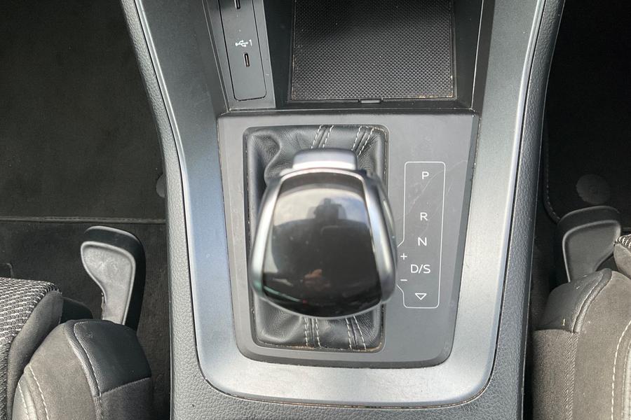 Audi Q3 Photo autoimg-fa690dddd65c138204031c747c23e74b88197190.jpg