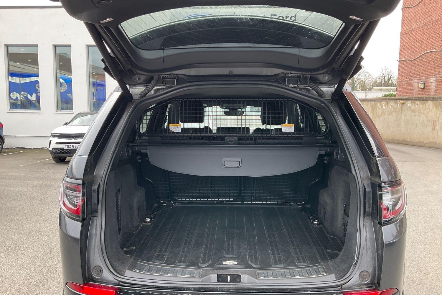 Land Rover Discovery Sport Photo 20